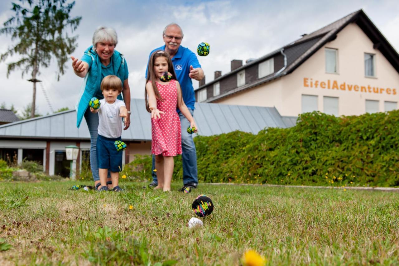 Appartementhaus Eifeladventures Berlingen Zewnętrze zdjęcie